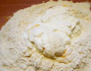 Cookies from cottage cheese and sour cream