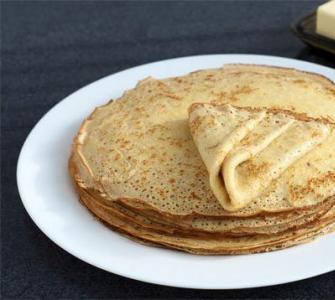 nalistniki ឆ្ងាញ់។  រូបមន្តនំផេនខេក។  Pancakes ដោយគ្មានទឹក។
