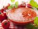 Oppskrifter for å lage tomatsaus til vinteren